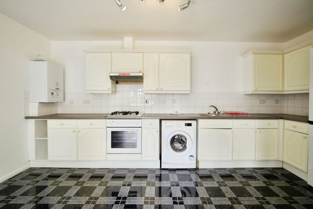 Property photo 3 of 15 Pbox-Img.Jpg