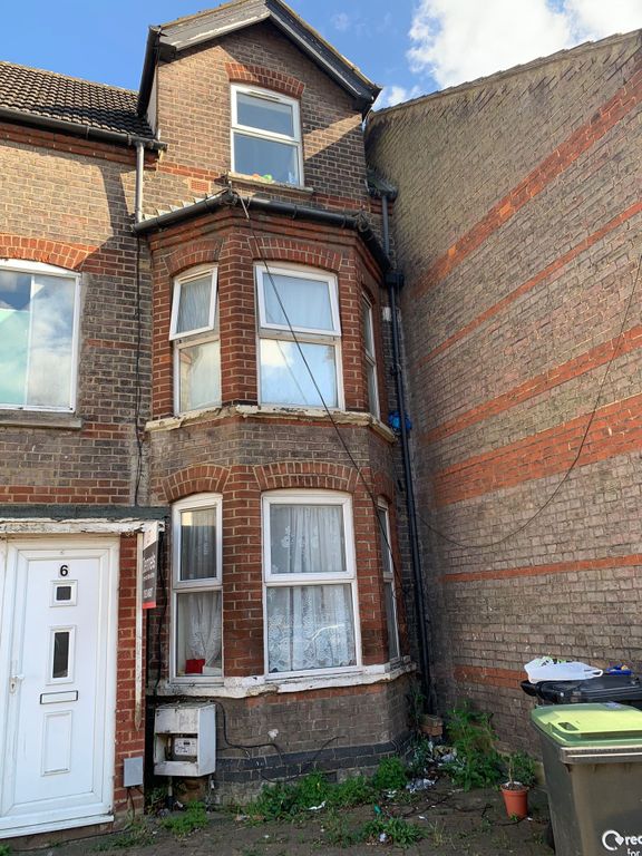 Property photo 1 of 7 6A5834c8-91d8-49c5-A52E-B38d31E8A97c.Jpeg