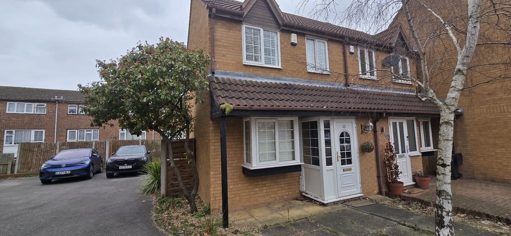 Property photo 1 of 12