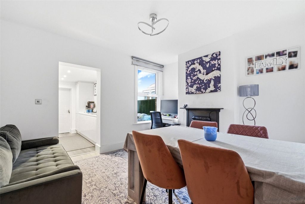 Property photo 3 of 16 Picture No. 16