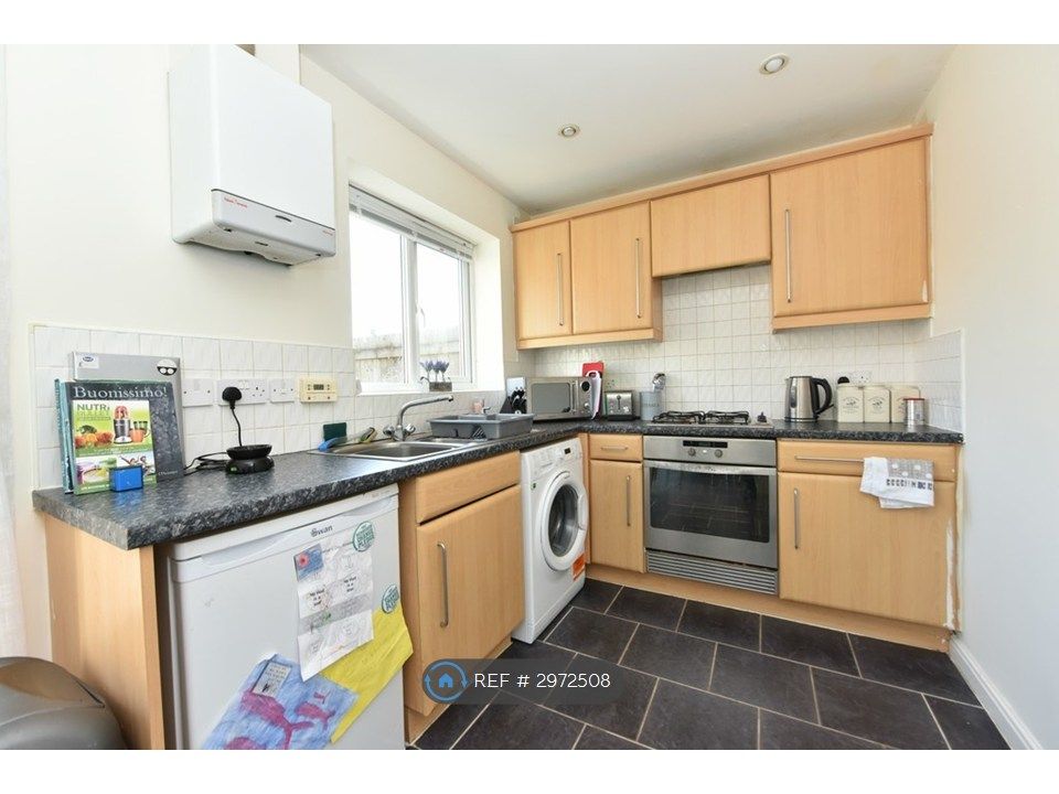 Property photo 3 of 8 Kitchen / Diner