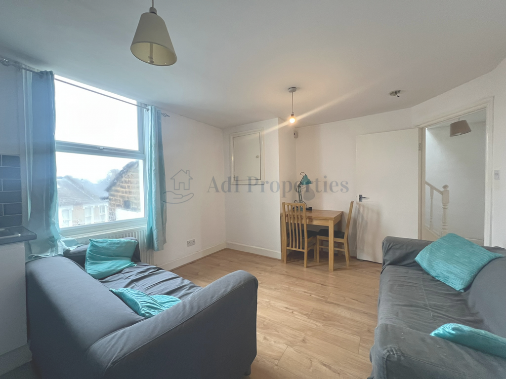 Property photo 3 of 13 Gallery