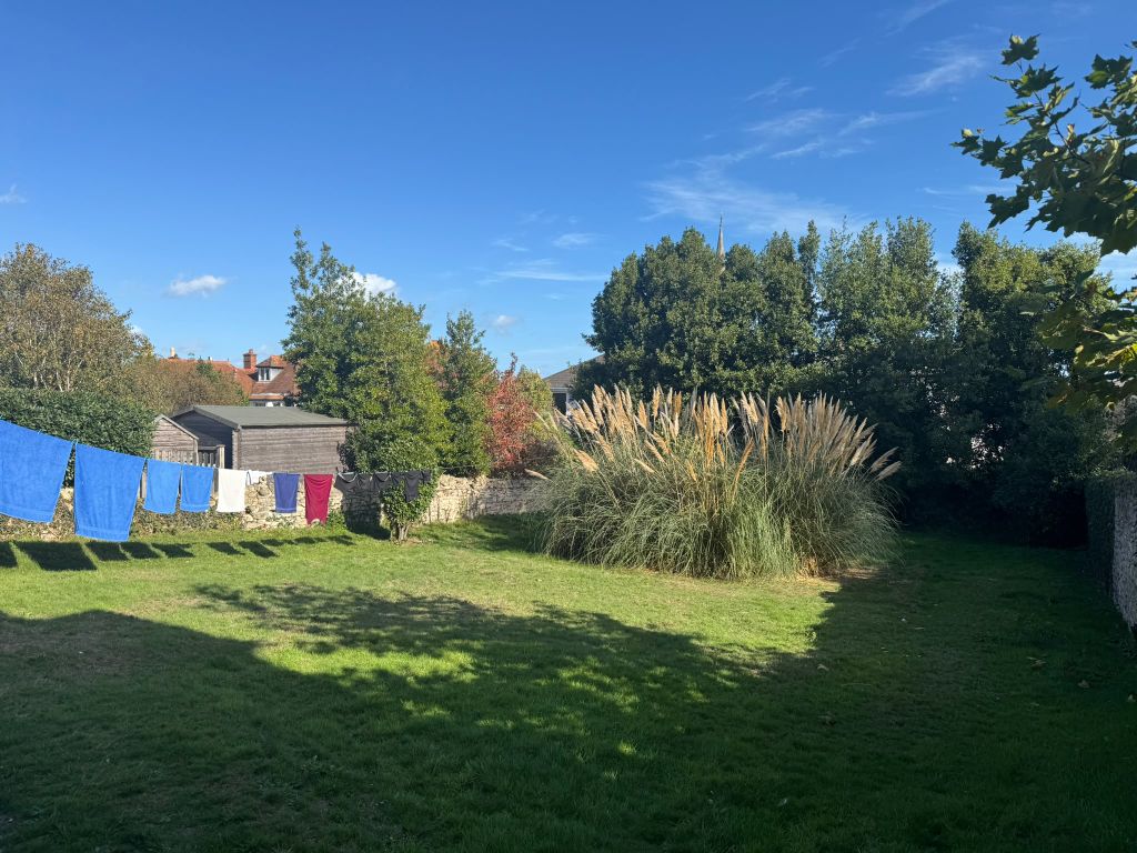 Property photo 2 of 4