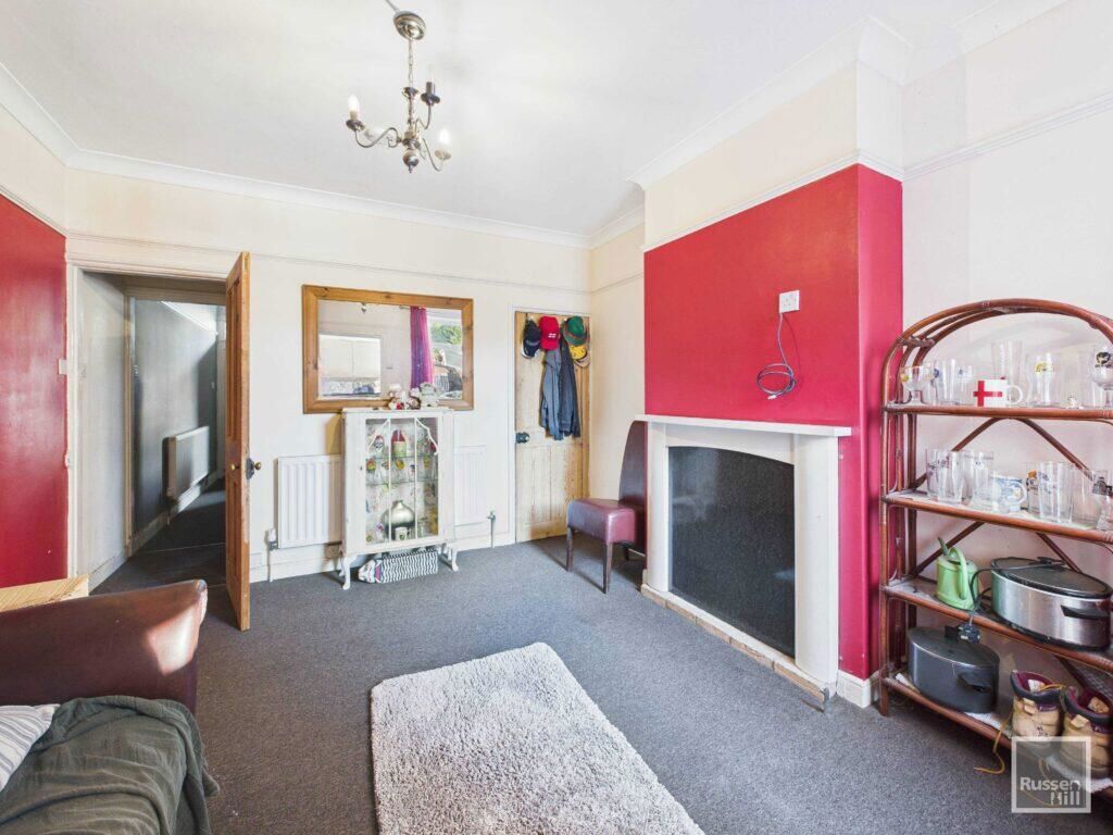 Property photo 3 of 14