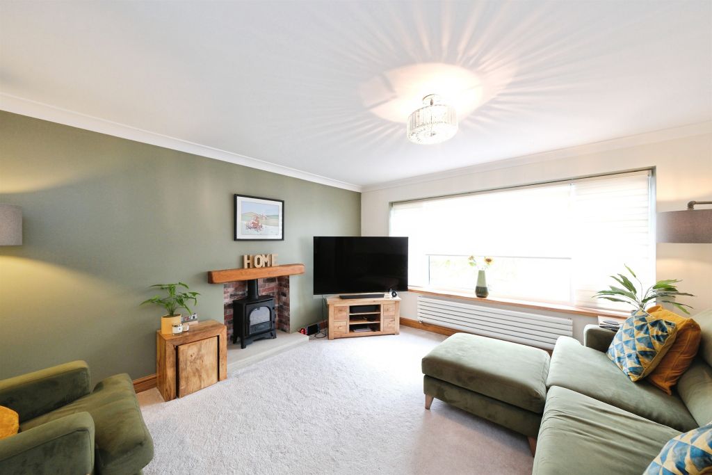 Property photo 2 of 24