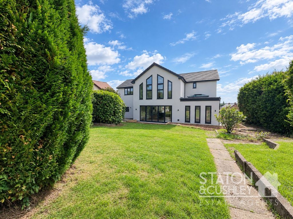 Property photo 1 of 41