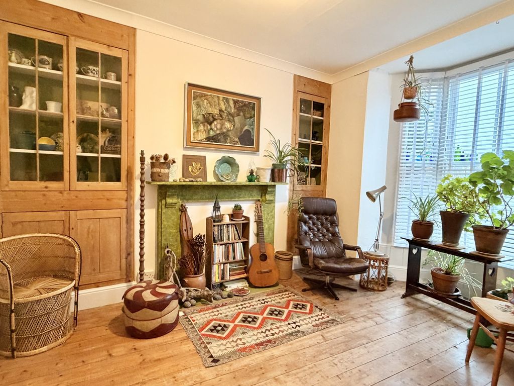 Property photo 2 of 19 Not Specified