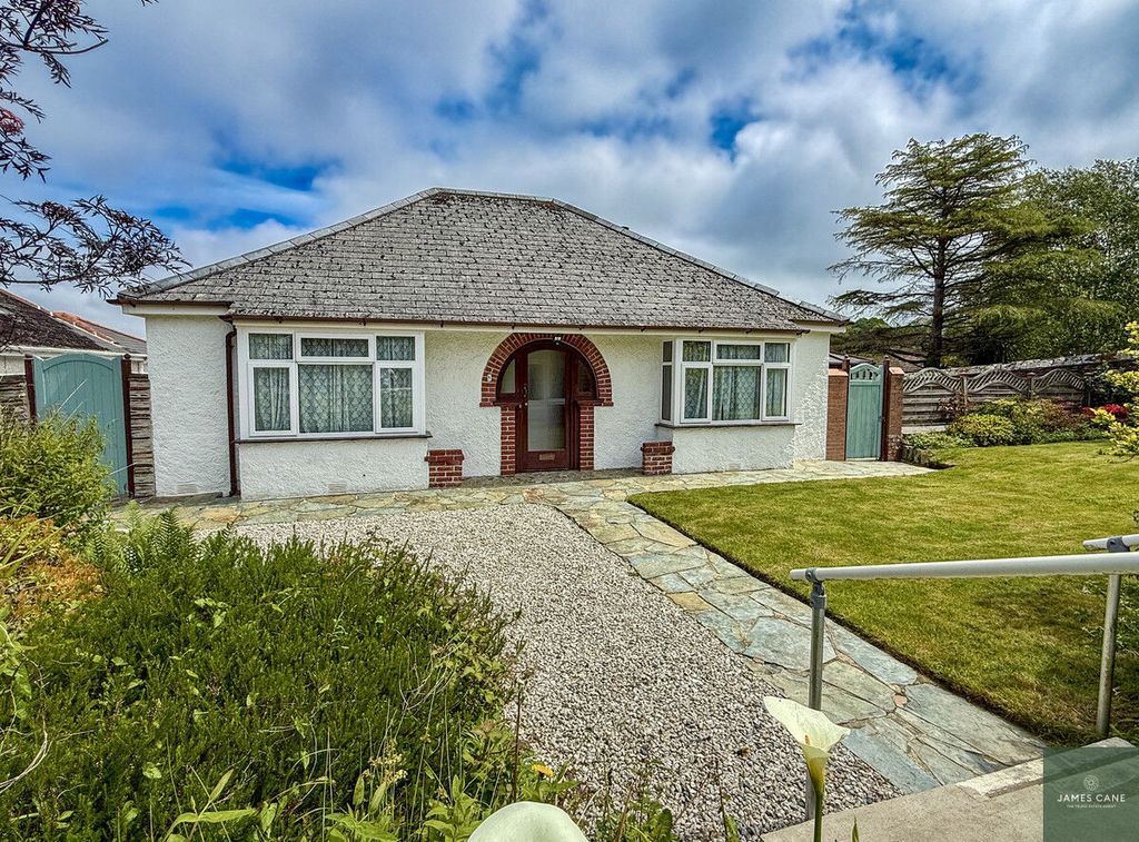 Property photo 1 of 25