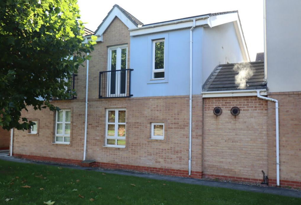 Property photo 1 of 6