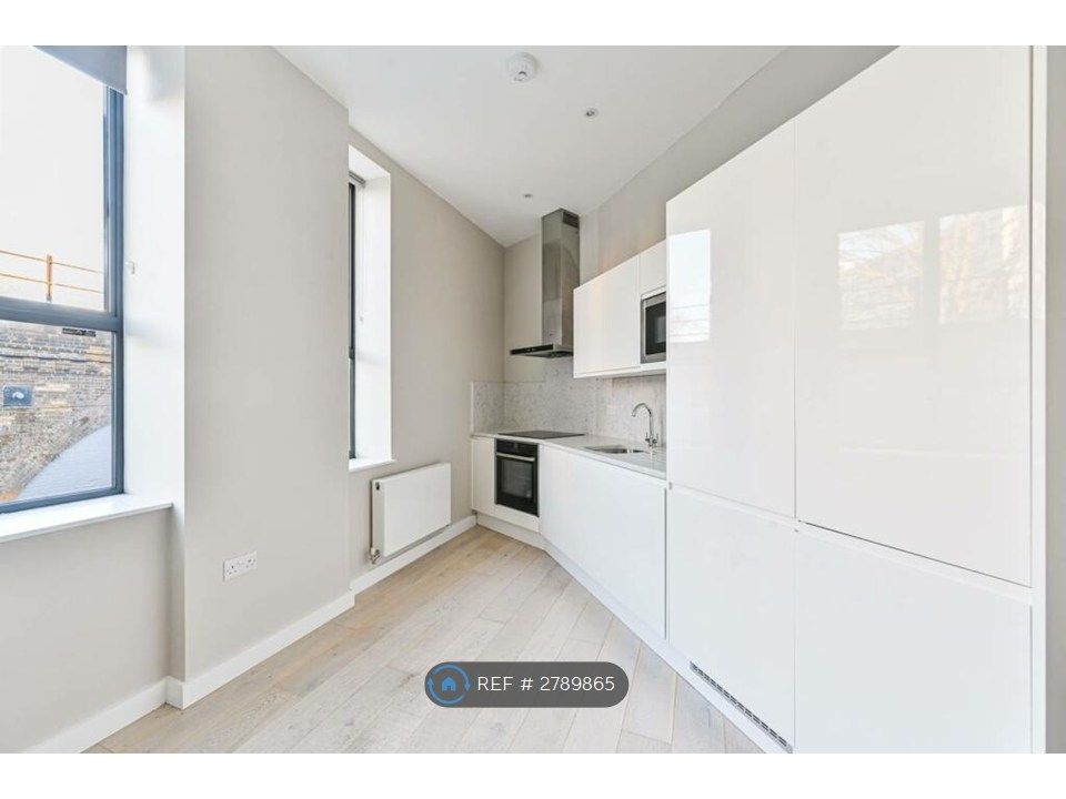 Property photo 3 of 11 Before Moving-In