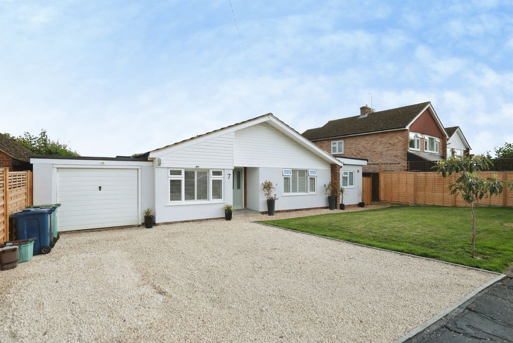 Property photo 1 of 26