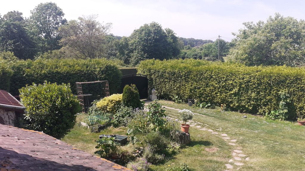 Property photo 2 of 37