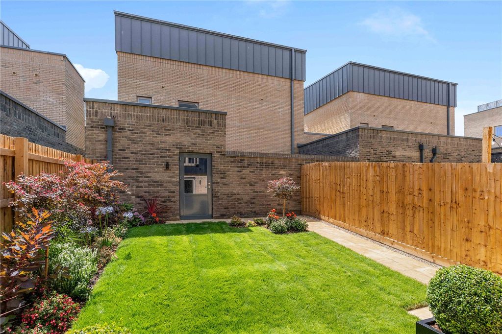 Property photo 1 of 13 Picture No. 12