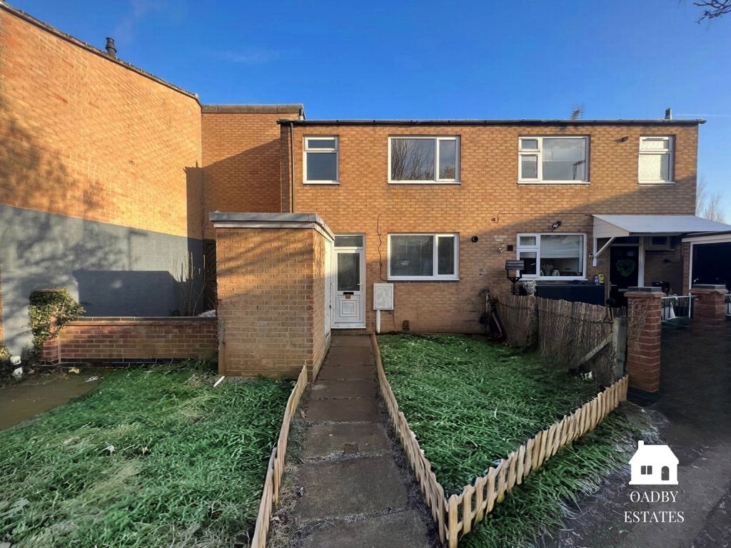 Property photo 1 of 10 Photo 3