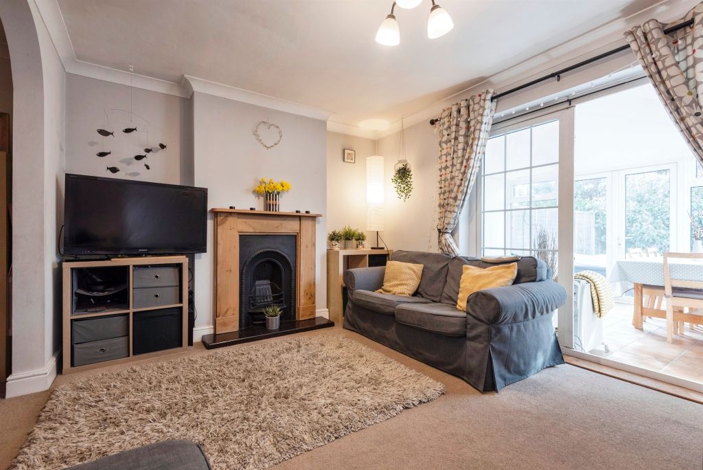 Property photo 2 of 17
