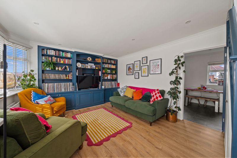 Property photo 2 of 17 Photo 8