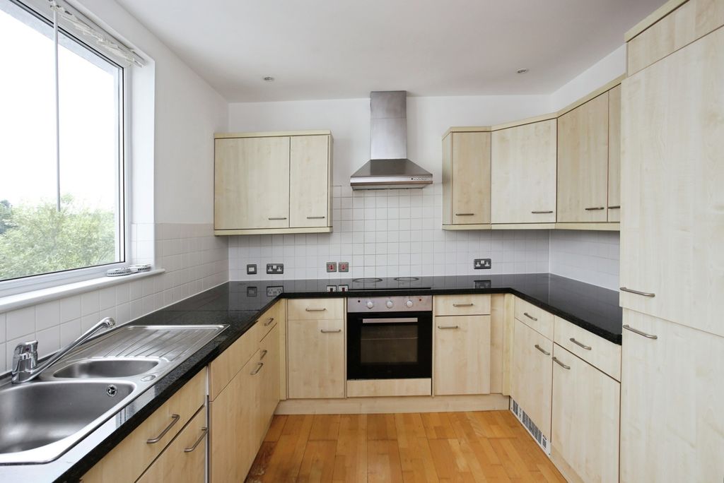 Property photo 3 of 14 Pbox-Img.Jpg