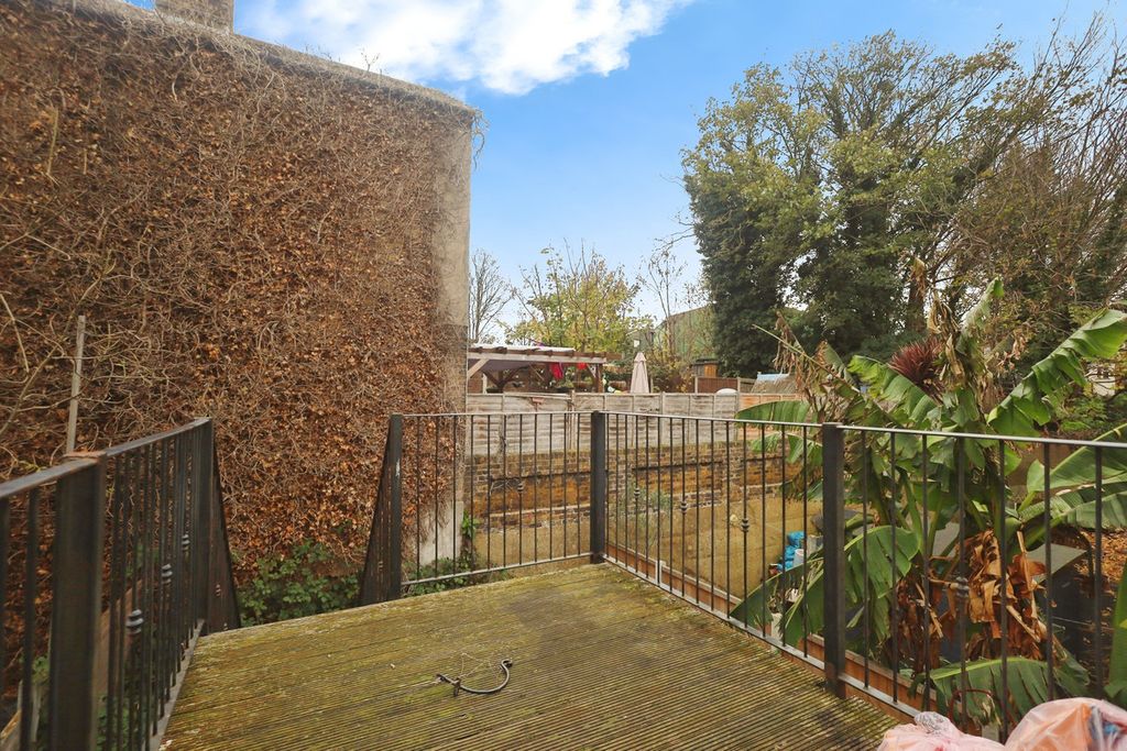 Property photo 2 of 2