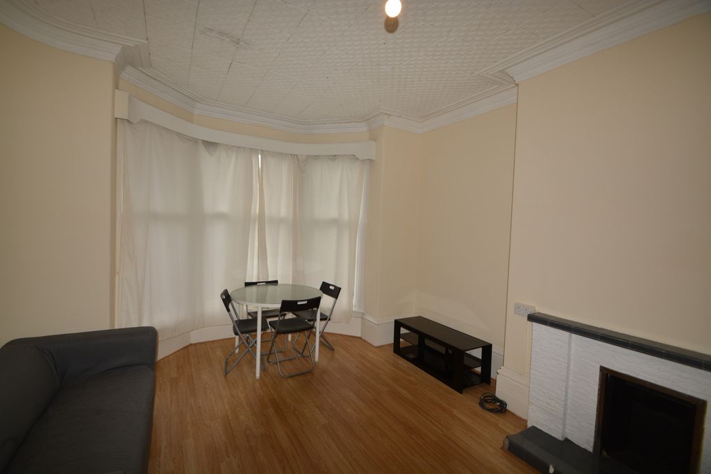 Property photo 2 of 11 Property Photo