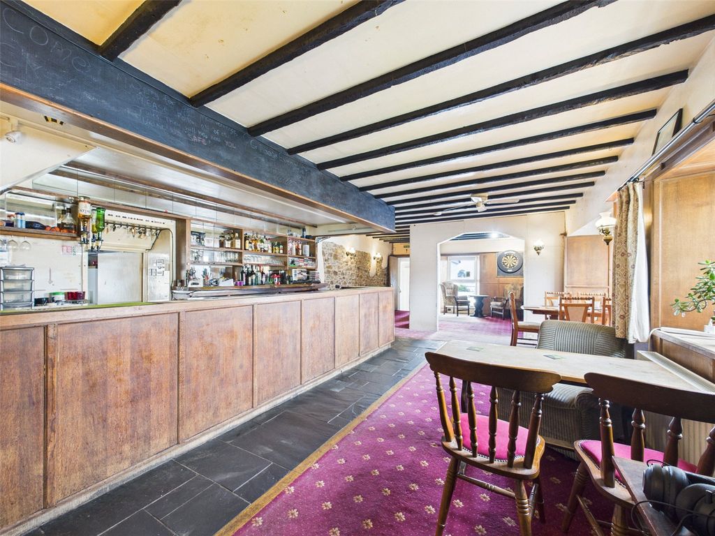 Property photo 2 of 14 Picture No. 25