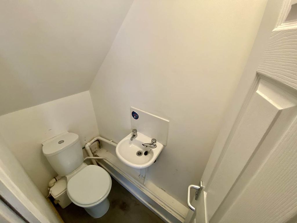 Property photo 3 of 20 Img_7330