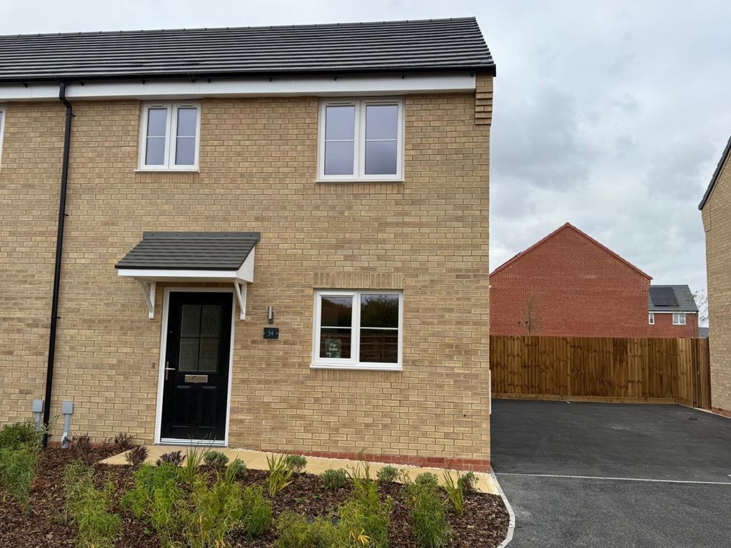 Property photo 1 of 9 Da25F74E-F8d5-47Ec-Ab18-Dac8Fee89537