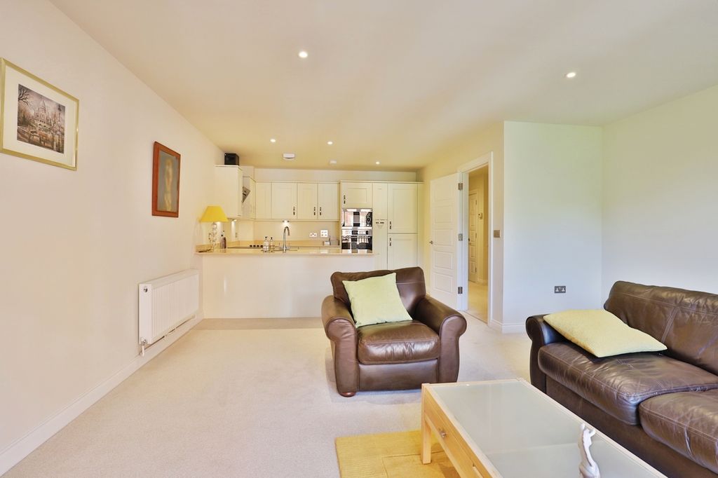 Property photo 3 of 18 Photo