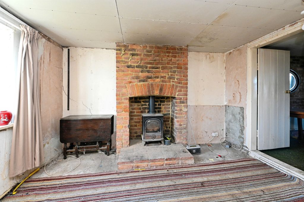 Property photo 2 of 14