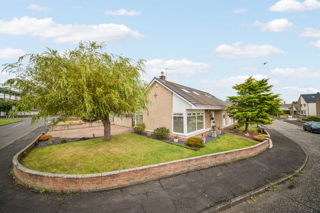 Property photo 1 of 37