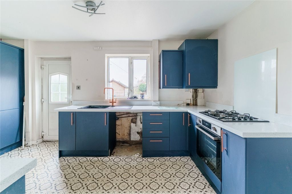 Property photo 2 of 31 Picture No. 38