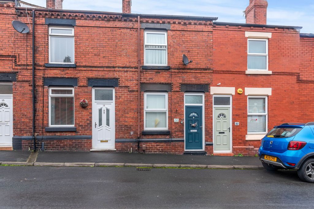 Property photo 1 of 13