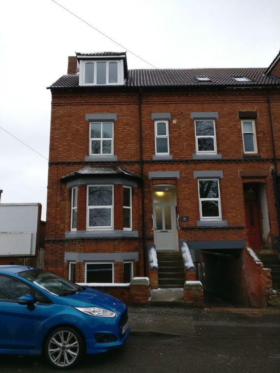 Property photo 1 of 9