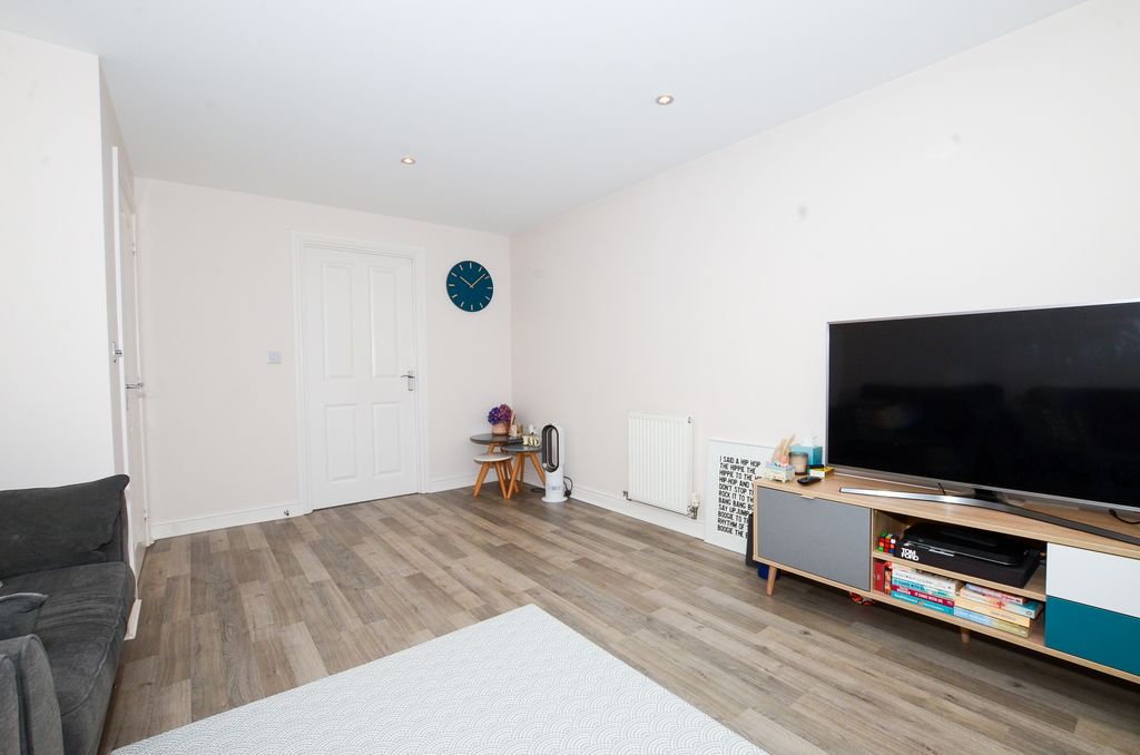 Property photo 3 of 9 Dsc_7554