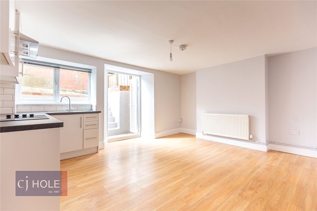 Property photo 1 of 10 Picture No. 24