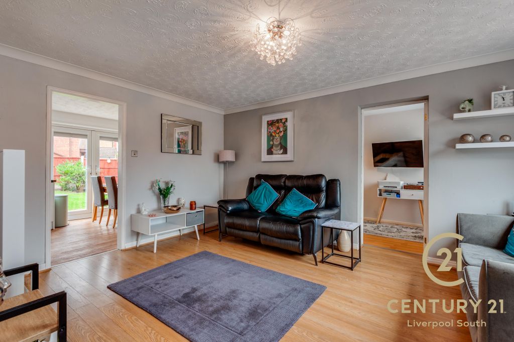 Property photo 2 of 21