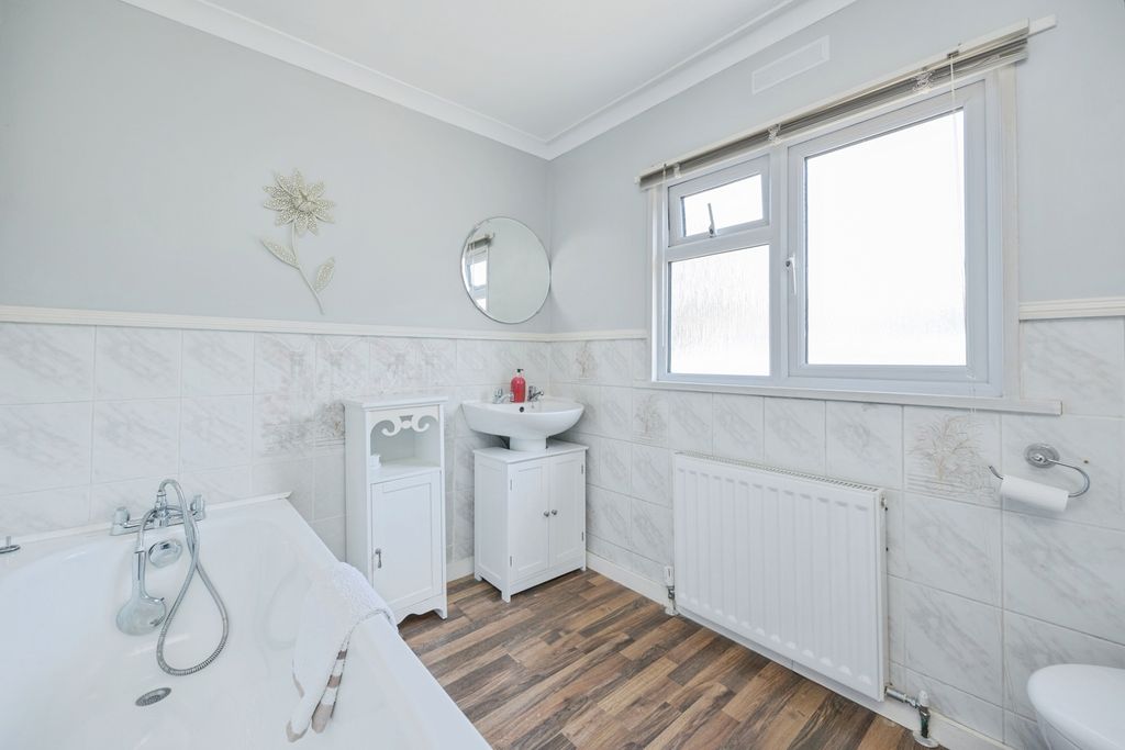 Property photo 3 of 15 Pbox-Img.Jpg