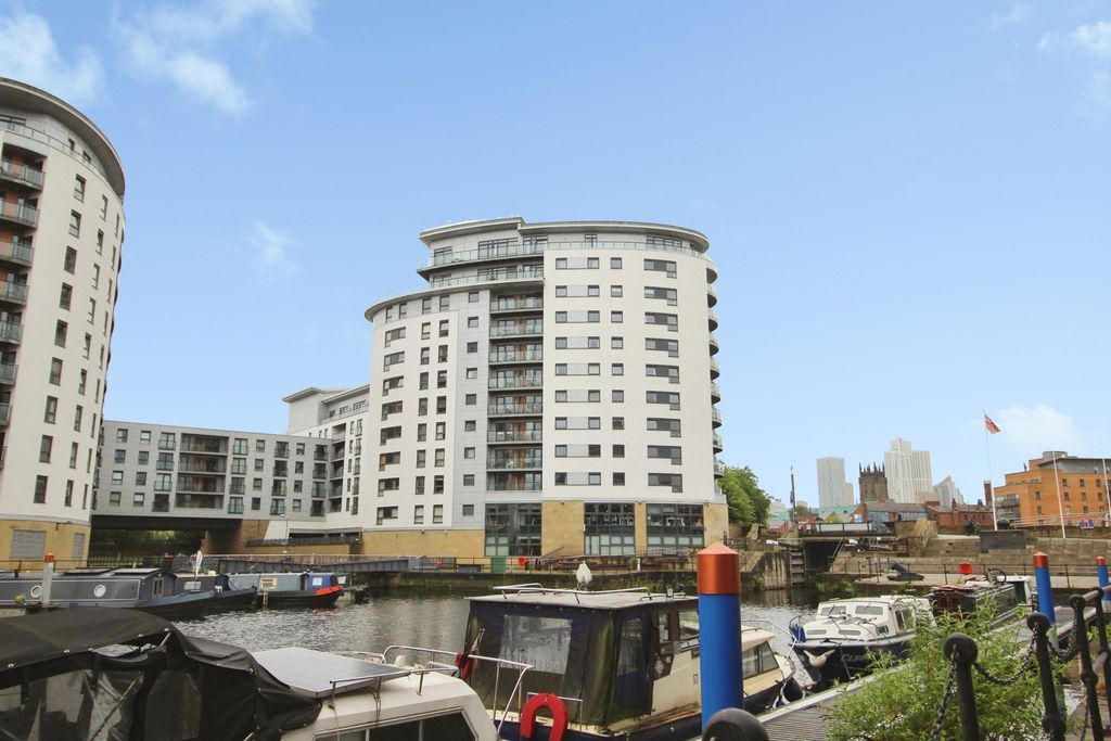 Property photo 1 of 14 Pbox-Img.Jpg