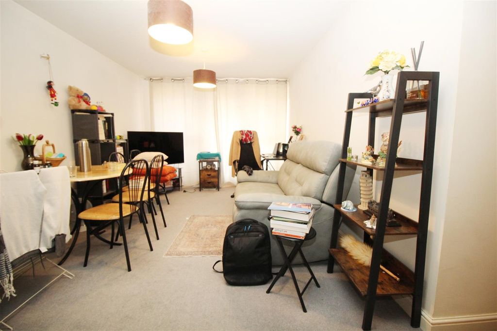 Property photo 2 of 5 Living Room.Jpg