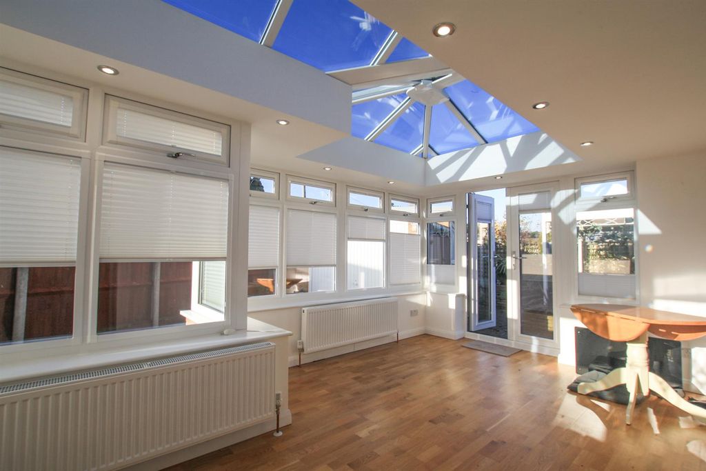 Property photo 2 of 15 Img_1858.Jpg