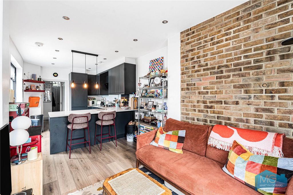 Property photo 1 of 11 Picture No. 05