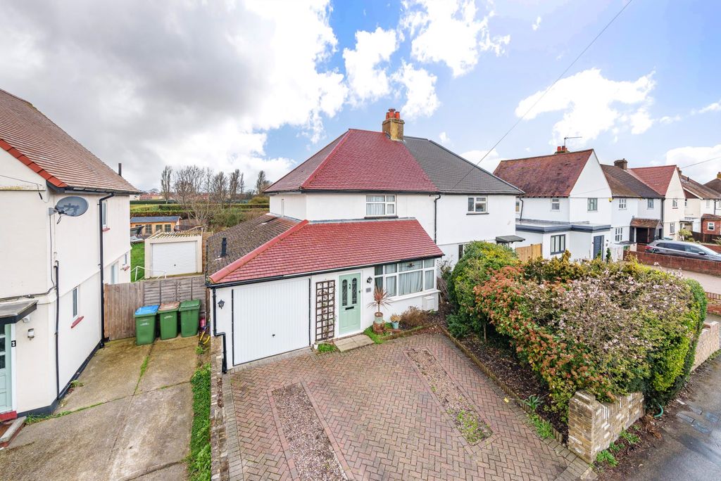 Property photo 2 of 14 962874 (1)E.Jpg