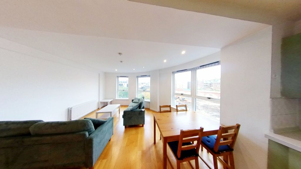 Property photo 3 of 12 Picture No. 05