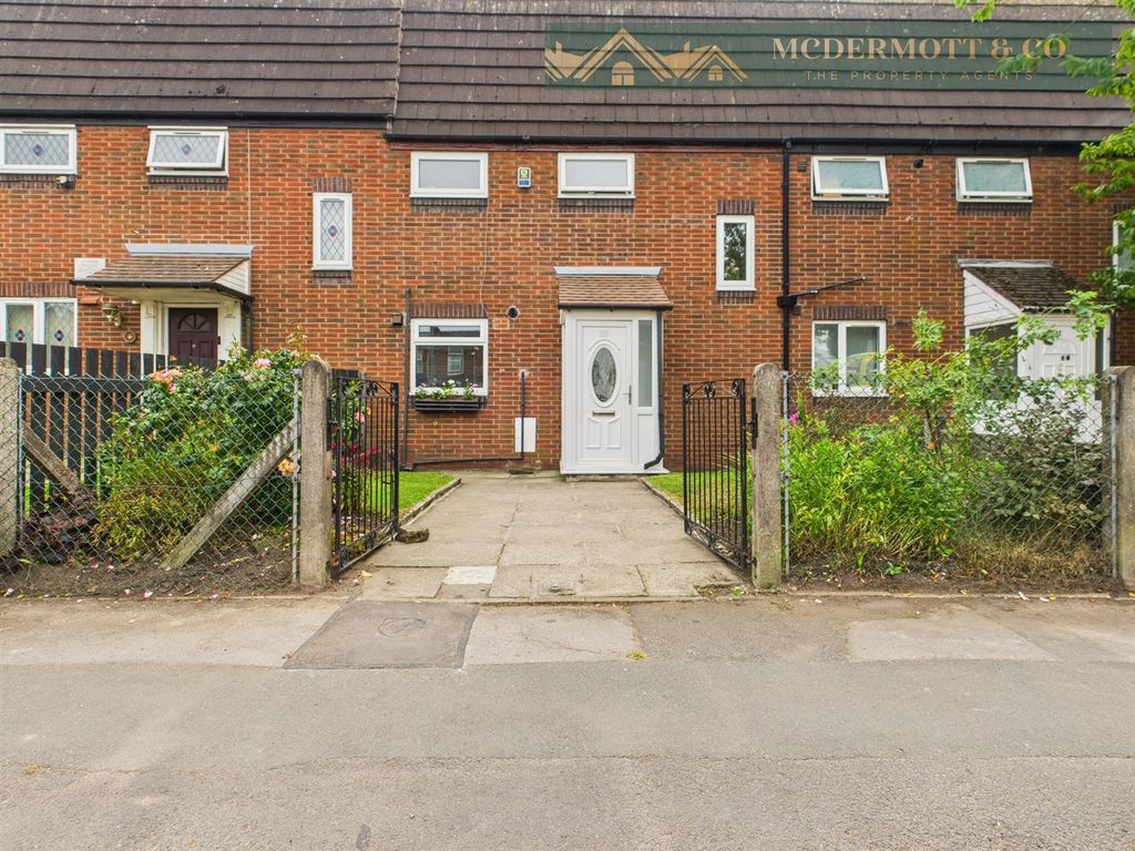 Property photo 1 of 18 Externally