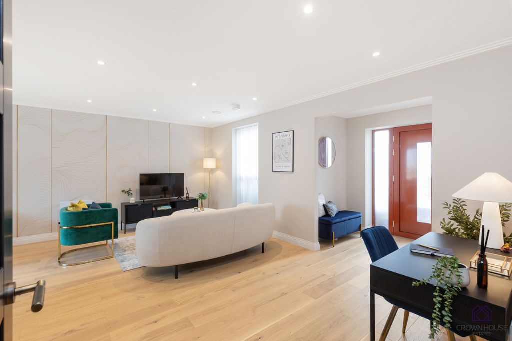 Property photo 1 of 14