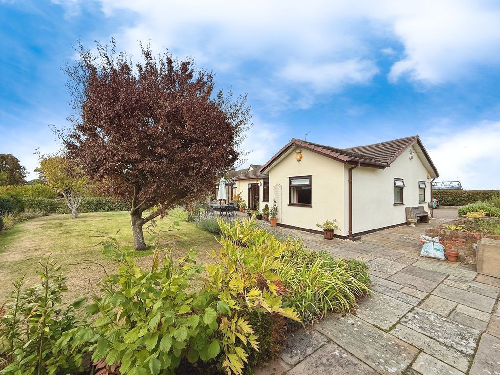 Property photo 3 of 25