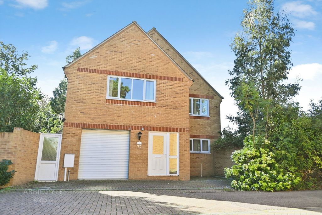 Property photo 1 of 27