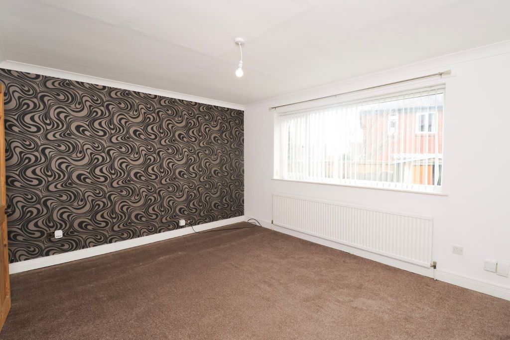 Property photo 2 of 10 Picture No. 08