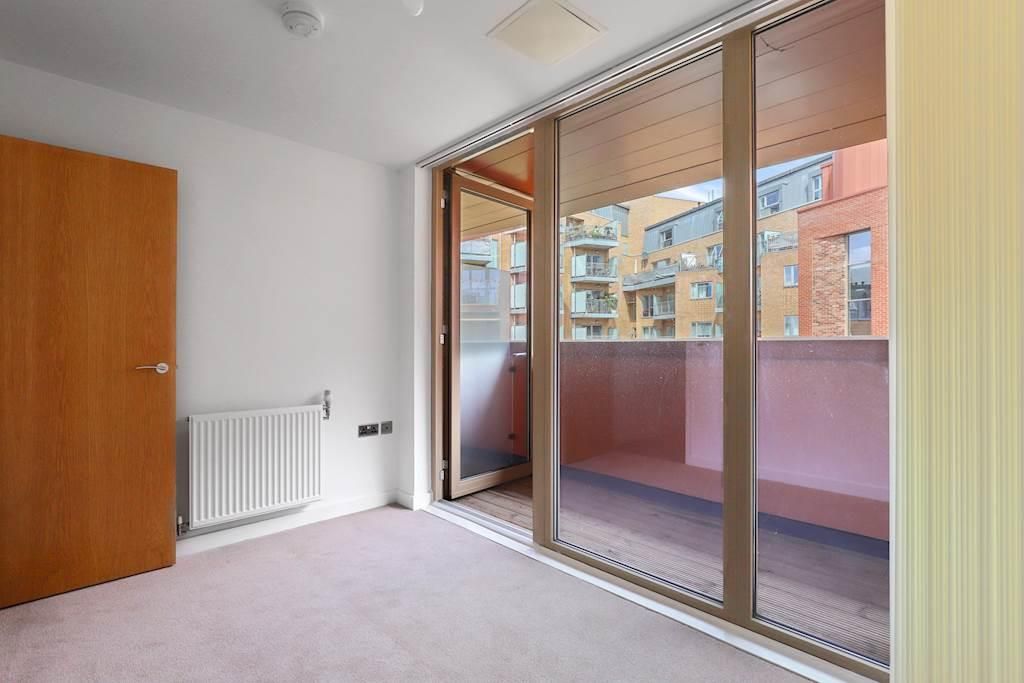 Property photo 3 of 10 03-7c41Jhiml - Flat 20 Portway House - 9 (1)-Small