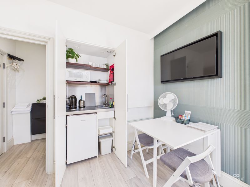 Property photo 3 of 10 Photo 30