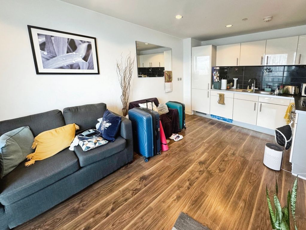 Property photo 2 of 11 Picture No. 02